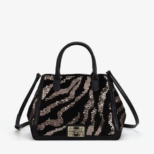 Y Not Borsa a mano velluto