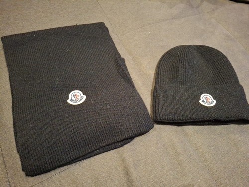 Sciarpa cappello moncler - cappello,
