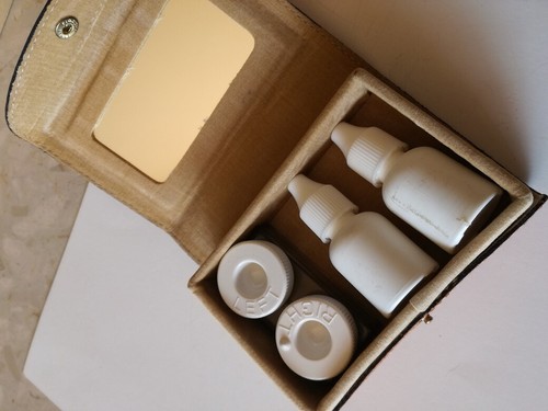 Vintage contact lens - vintage, case