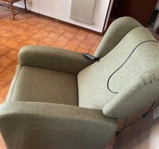 poltrona alza persona elettrica per anziani 