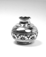 Vaso in miniatura argento
