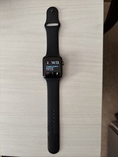 Apple Watch Series 3 GPS 42mm Cassa in Alluminio Grigio Siderale con...