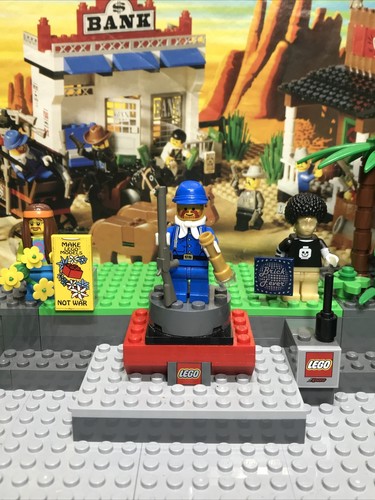 Lego western mini figure - western,
