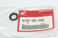 HONDA PARAOLIO ASTA FRIZIONE PER NSR125F-R-CRM125    91201-951-003	