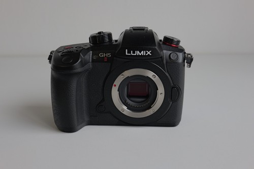 Panasonic lumix gh5 body - panasonic,