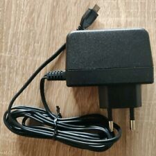 CARICABATTERIE/ALIMENTATORE  -  5V - 2,5A -  220v     Connettore - Micro usb
