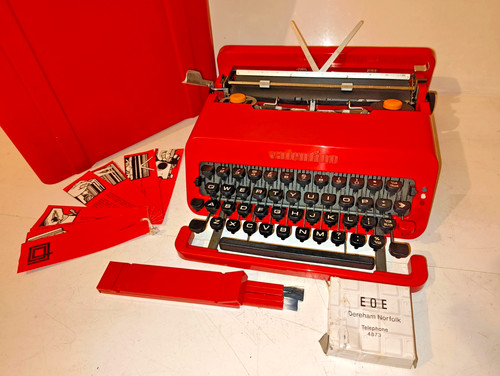 Olivetti valentine typewriter - valentine,