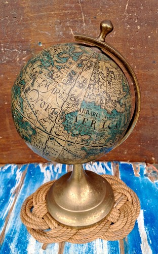 Mappamondo vintage ottone e - vintage, in