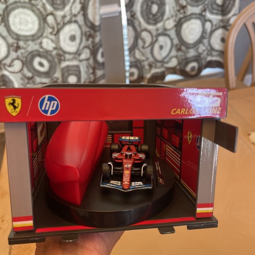 Diorama bburago ferrari - diorama,