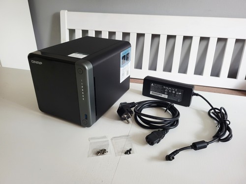 Qnap 453d 8gb - ts-453d, intel
