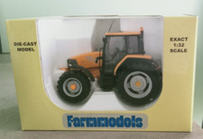 UH 1/32 - Trattore Mc Cormick