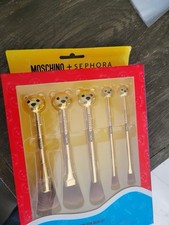 Moschino x Sephora Bear Brush