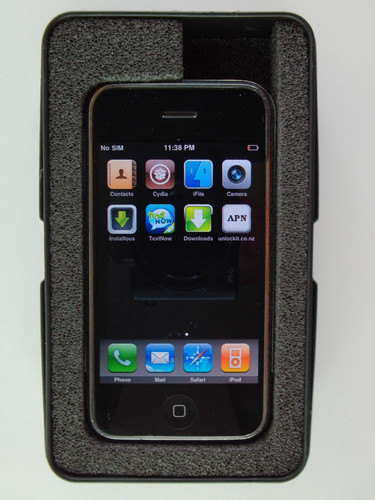 Apple iphone 8gb - 2g,