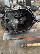 Cambio manuale per modello