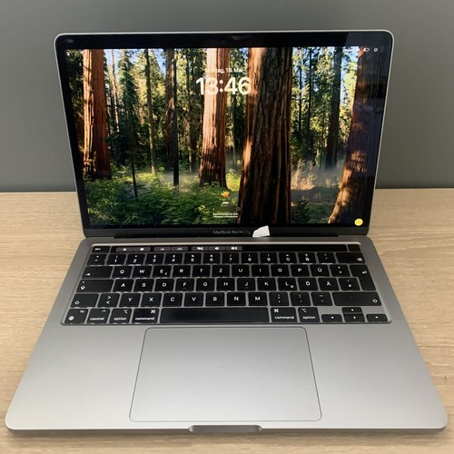 Macbook pro a2338 - m2, 8