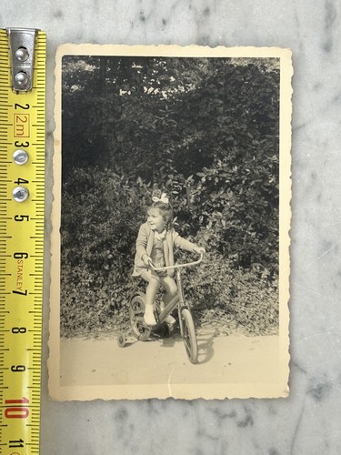 Bambina bicicletta 1940 - bambina, in
