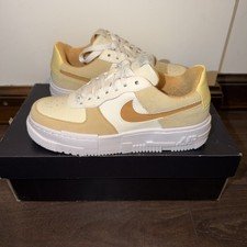 Nike Air Force 1 Low Pixel