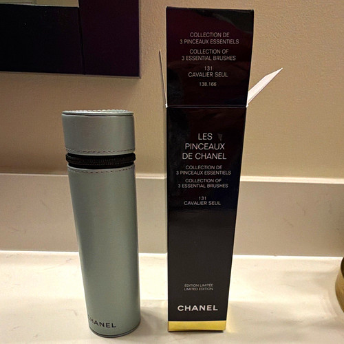 Chanel les pinceaux - chanel, de