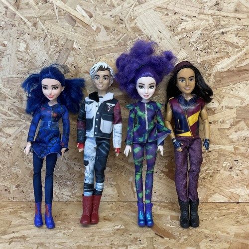 Disney descendants isola - descendants,