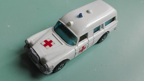Matchbox superfast mercedes - 3,