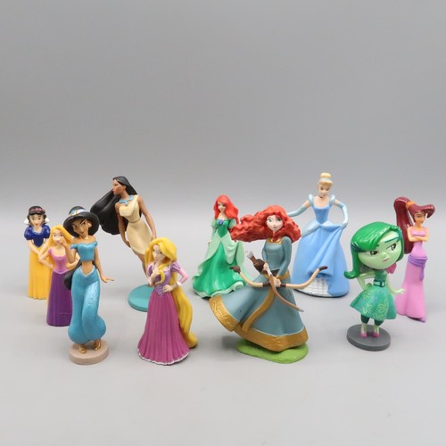 Lotto personaggi disney - 10,