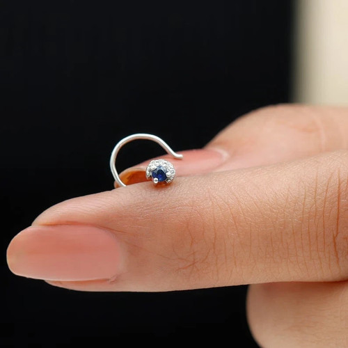 Piercing perno naso zaffiro