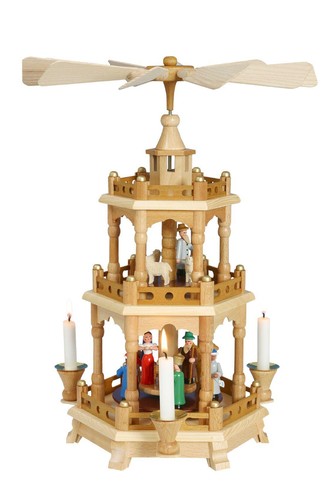 Piramide natale colorata - di,