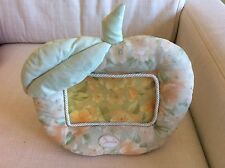 PORTAFOTO PER NEONATI A FORMA DI MELA IN STOFFA MARCA JEANLUC