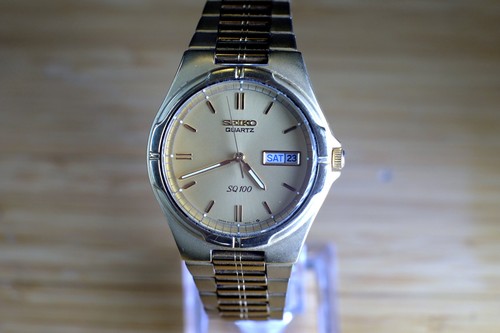 Seiko 100 quartz - sq, day-date