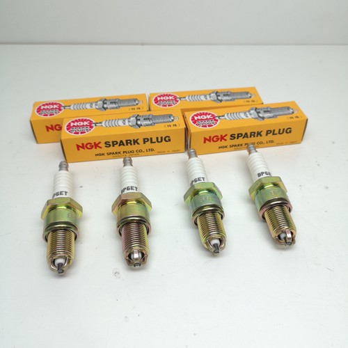 Kit candele ngk alfa - 4,