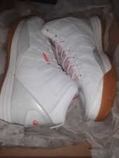 AND1 mens Size 7 white coral