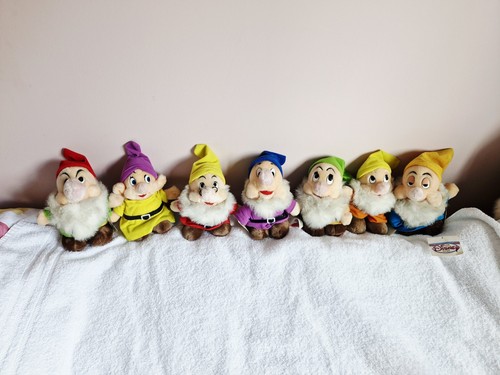 Vintage set dwarves - 7, from