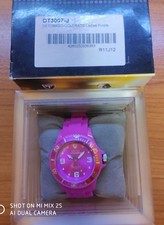 Orologio In Silicone Della De Tomaso Da Donna Color Fucsia