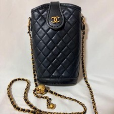 CHANEL BEAUTY novità tracolla