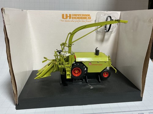 Universal hobby claas - 1/32,