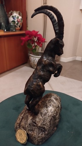 Stambecco scultura bronzo - stambecco, su
