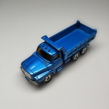 Tomica Nissan Diesel