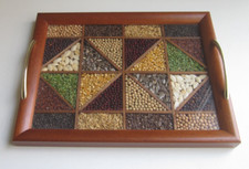 Vassoio in Legno-Decorato con Semi e Legumi-di 44 X 34,5 cm-Anni 90-Vintage