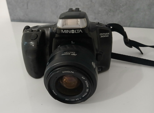 Minolta dynax 300si - 300si, obiettivo