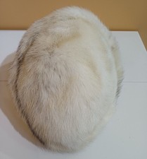 WOMEN'S WHITE FUR HAT -