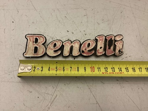 Targhetta scritta benelli - scritta,