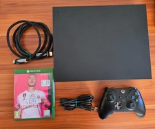 Microsoft Xbox One X 1TB