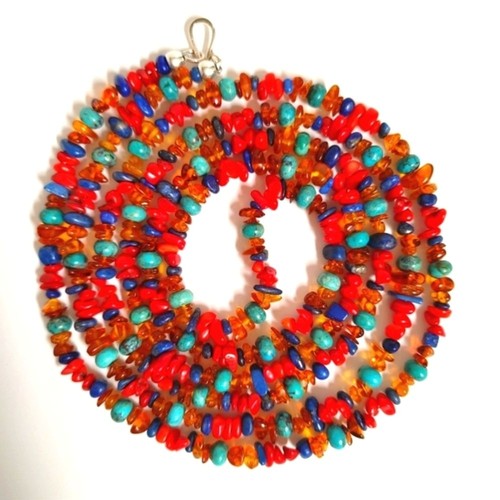 Collana lunga multi pietra