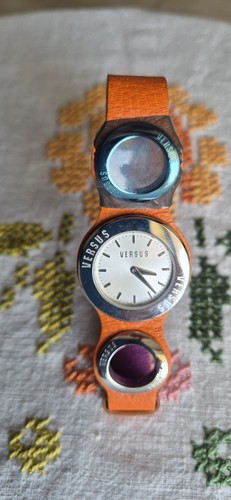 Orologio versus - orologio,