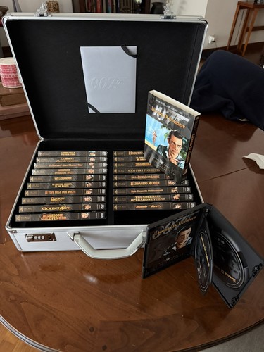 James bond 007 - bond,