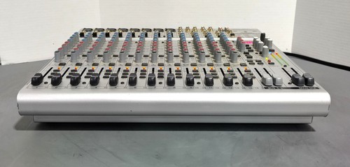 Behringer ub22fx pro mixer - ub22fx-pro,