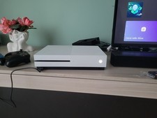 Console Microsoft Xbox One S