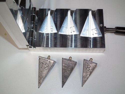 Stampo affondatore piramide