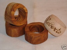 PORTA FERMA TOVAGLIOLO (4 pezzi) in legno ulivo olivo con incisione nome gratis