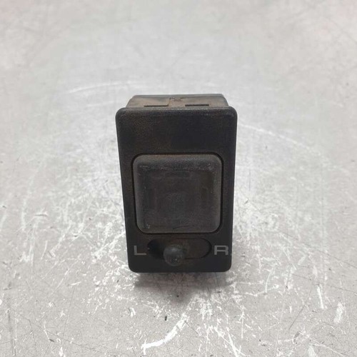 Interruttore pulsante